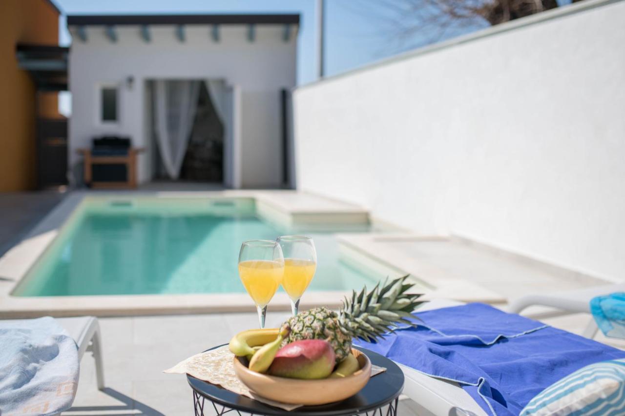 Villa Caterina บระทอนิกลา ภายนอก รูปภาพ